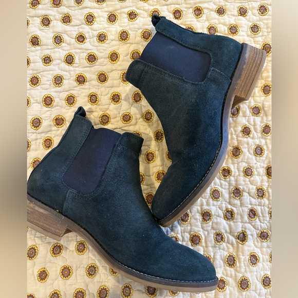 Fat Face Dark Blue Suede Chelsea Ankle Boots Size 39 - Picture 5 of 8